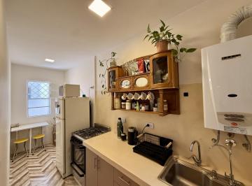 Departamento · 44m² · 3 Ambientes · Venta PH 3 Ambientes Refaccionado a Nuevo en Recoleta