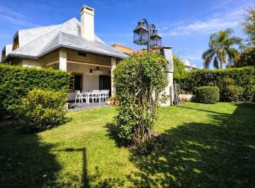 Casa · 199m² · 5 Ambientes · Venta Casa 5 Amb | Country Golf El Sosiego Canning