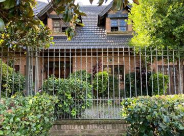Casa de 4 ambientes, Tres de Febrero · Casa en Venta en Ramos Mejía Espora