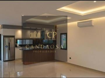 Casa · 120m² · 4 Ambientes · 3 Cocheras · Nev. Casa Interna con Pileta Pilar del Este - Santa Sofia