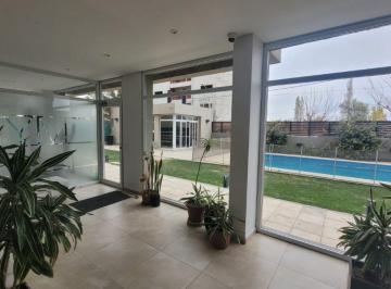 Departamento de 2 ambientes, Neuquén · Cómodo Dpto. 1 Dorm. con Balcón y Cochera, Ubicado en Calle Obrero Arg. N° 295