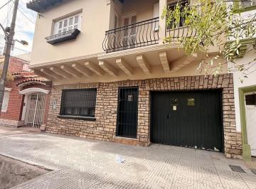Casa · 120m² · 3 Dormitorios · 1 Cochera · Sd Propiedades Vende Excelente Casa en Ciudad de Mendoza