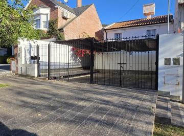 Casa · 110m² · 3 Dormitorios · 1 Cochera · Duplex en Alquiler 3 Dorm. en Los Ceibos 154 Tres Cerritos