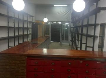 Local comercial de 2 ambientes, Lanús · Local en Alquiler en Zona Comercial, Cercano a Roma y Lynch