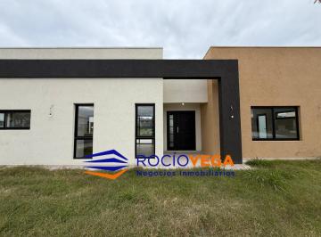 Casa · 174m² · 4 Ambientes · Casa en Venta en Prados del Oeste Zona Oeste Moreno