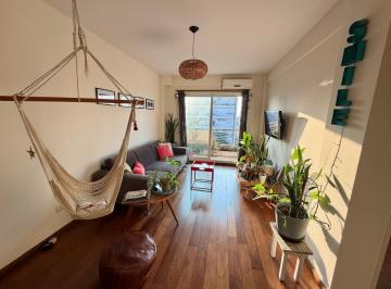 Departamento · 58m² · 3 Ambientes · 1 Cochera · Excelente Dpto de 3 Ambientes con Cochera Muy Luminoso