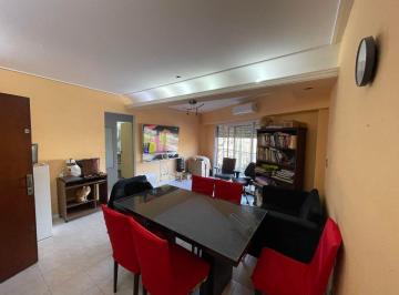 Departamento de 3 ambientes, Villa del Parque · Departamento 3 Ambientes Ricardo Gutierrez 3700/ Villa Devoto 70 m² / U$s 125.000