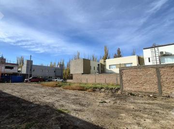 Terreno · 410m² · Venta de Terreno en Ayres del Valle, Cipolletti. Barrio Residencial Abierto. Excelente Ubicación.