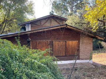 Casa · 98m² · 3 Ambientes · 1 Cochera · Casa en Venta - Oportunidad - Casa Grande