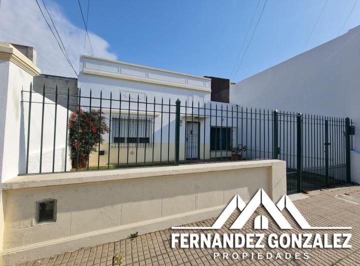 Casa · 135m² · 4 Ambientes · 1 Cochera