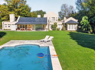 Casa · 450m² · 8 Ambientes · 2 Cocheras · Casa en Venta en Country San Diego, Francisco Alvarez, Moreno