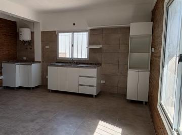 Casa de 2 ambientes, Puerto General San Martín · Casa en Alquiler