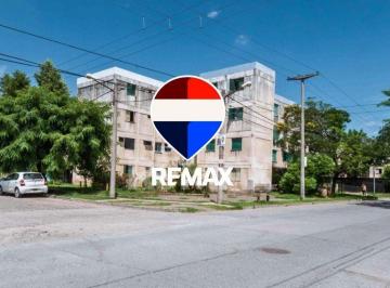 Departamento · 74m² · 5 Ambientes · 1 Cochera · Departamento 4 Dorm. Venta B° Bancario