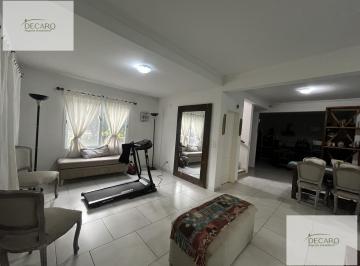 Casa · 184m² · 6 Ambientes · 4 Cocheras · Casa Para La Venta de 6 Ambientes en La Delfina