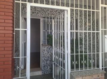 Consultorio · 30m² · Alquiler Consultorio Plaza Marcos Burgos Las Heras