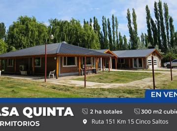 Casa · 300m² · 6 Ambientes · 2 Cocheras · Casa Quinta 3 Dorm. 2 Ha - Cinco Saltos Rn