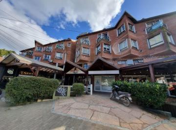 Departamento · 32m² · 2 Ambientes · 1 Cochera · Venta de Departamento en Pinamar con Cochera.