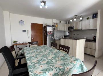 Departamento · 58m² · 3 Ambientes · 1 Cochera · Depto. Venta - 3 Ambtes C/terraza y Cochera - Lanús O.