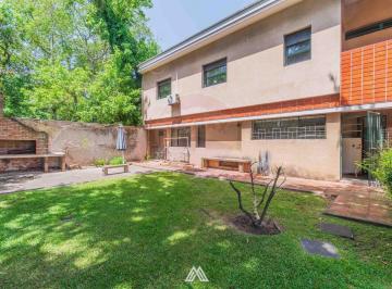 Casa · 268m² · 8 Ambientes · 1 Cochera · Venta Casa 5 Dorm. Gge Fondo Parillero Prado