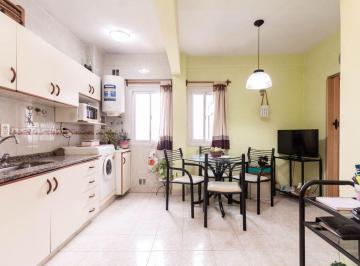 Departamento · 62m² · 3 Ambientes · Venta Departamento 3 Amb Avellaneda Piso Alto