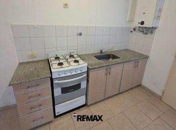 Departamento · 40m² · 2 Ambientes · Alquiler Dpto Florida 900