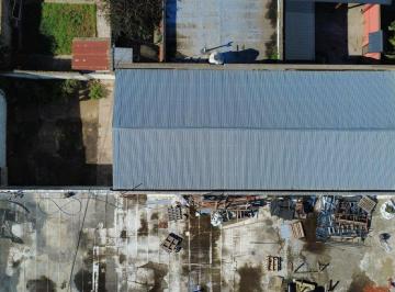 Bodega-Galpón · 200m² · Galpon en Alquiler | 24 Meses | Buena Ubicación |