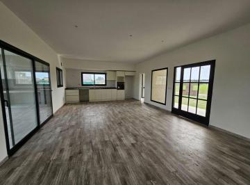 Casa · 175m² · 4 Ambientes · 1 Cochera · Venta Casa 4 Ambientes Barrio Monet Los Cardales