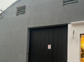 Bodega-Galpón · 350m² · Galpon Zona Centrica en Alquiler