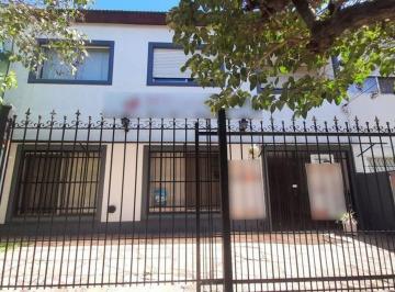Casa · 178m² · 7 Ambientes · 3 Cocheras · Venta Casa 7 Amb Boulogne San Isidro Jardin 3 Coch