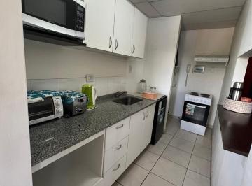 Departamento · 50m² · 2 Ambientes · 1 Cochera · Departamento en Alquiler, en Pleno Centro de Mendo