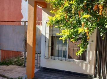 Casa · 140m² · 6 Ambientes · 2 Cocheras · Vg - Dos Casas en Venta