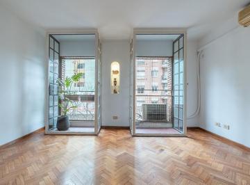 Departamento · 70m² · 3 Ambientes · Alquiler Departamento 3 Ambientes Amplio Luminoso Al Frente Almagro