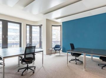 Oficina comercial · 30m² · Espacio de Oficina en Renta Para 5 Personas en Buenos Aires, American Express Retiro
