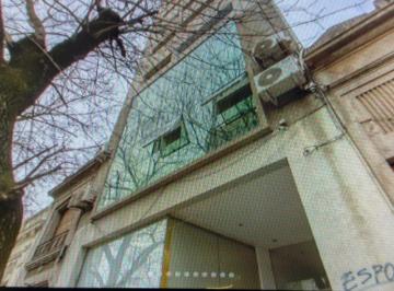 Departamento de 1 ambiente, La Plata · 55 y 9 Dueño Alquila Dto con Balcon. S/ Gastos. Excelente.
