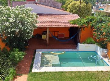 Casa · 200m² · 5 Ambientes · 3 Cocheras · Oportunidad Casa con Piscina Mas Departamento