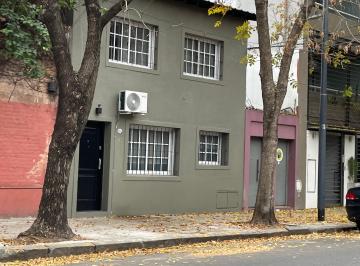 Casa de 3 ambientes, Colegiales · PH Tipo Casa, Al Frente, Todo Luz Natural, Sin Expensas