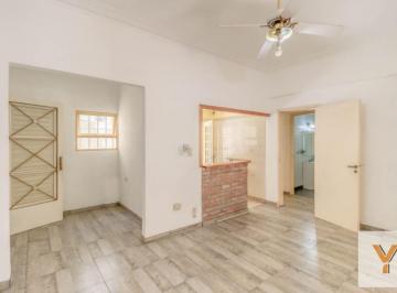 PH · 65m² · 4 Ambientes · PH en Venta - 2 Dorm. 1 Baño - 71 m² - La Plata