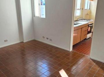 Departamento de 2 ambientes, Chacarita · Venta Departamento de 2 Ambientes en Coghlan Belgrano Muy Bajas Expensas - Luminoso