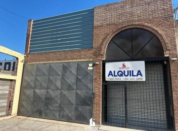 Local comercial · 600m² · 1 Cochera · Openhouse Alquila Flamante Local Comercial / Galpon.