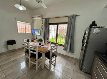 Casa · 85m² · 4 Ambientes · 1 Cochera · Venta Casa Rosario Barrio Azcuenaga/belgrano