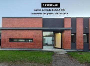 Casa de 4 ambientes, Neuquén · Casa en Barrio Cerrado Costa Rio - Neuquén - a Estrenar