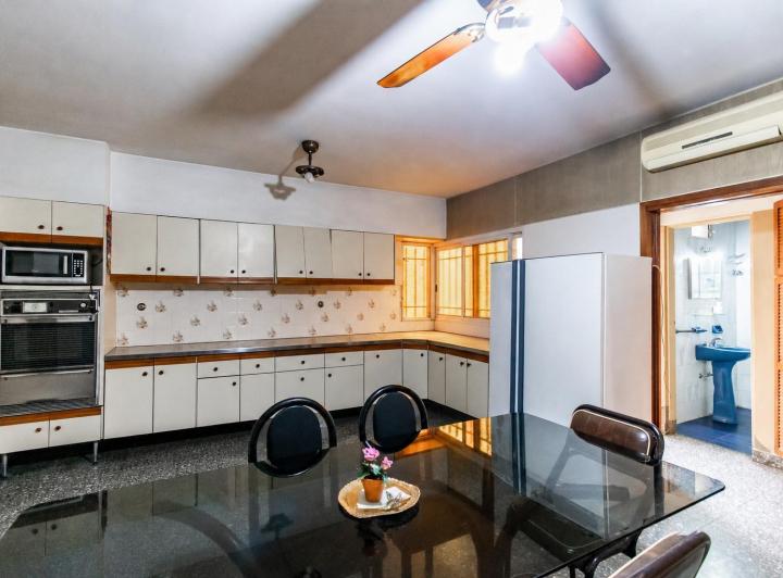 PH · 254m² · 4 Ambientes · 1 Cochera