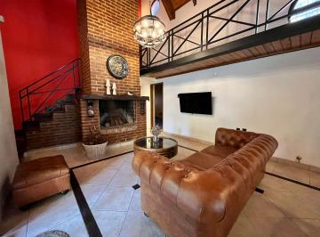 Casa · 224m² · 6 Ambientes · 3 Cocheras · Venta Casa en Villa California