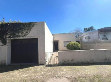 Casa · 66m² · 3 Ambientes · Casa de 3 Amb en Almirante Brown
