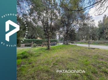 Terreno · 858m² · Venta Terreno en PH Plano de 858 m² en Barrio Tres Cerros, Villa La Angostura