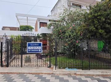 Casa de 7 ambientes, Córdoba · Excelente Casa en Villa Cabrera