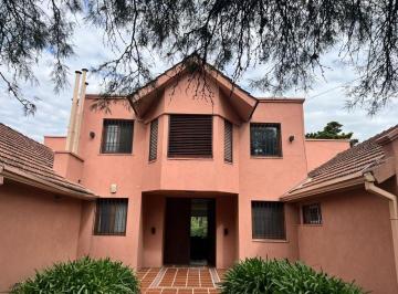 Casa de 15 ambientes, Villa Allende · Venta Exclusiva Golf Villa Allende