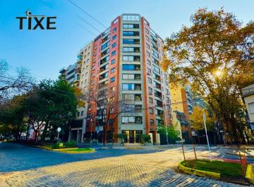 Departamento de 4 ambientes, Villa Urquiza · Boulevard Mendoza. Categoría. 3 Dorm. 2 Baños. Balcón. Vistas. Cochera. Amenities.