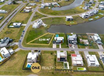 Terreno · 1146m² · Venta | Lote Sobre Laguna de 1.146 m² en Barrio Sebastián Gaboto – Pueblos del Plata