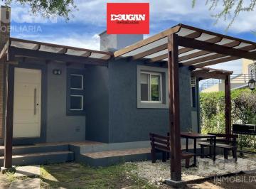 Casa · 66m² · 4 Ambientes · 1 Cochera · Venta - Ideal Renta en Inmejorable Ubicación / Merlo San Luis